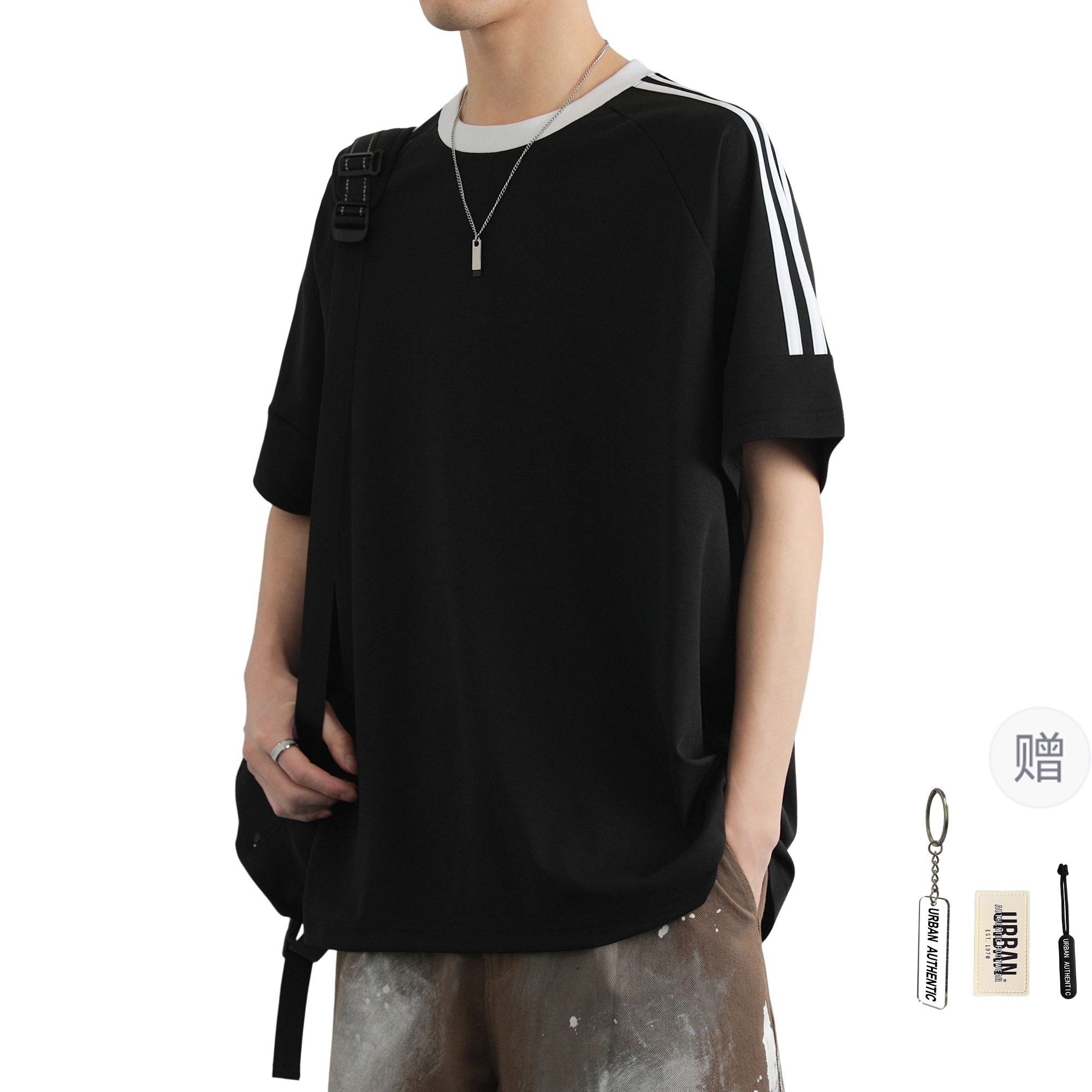 URBAN AUTHENTIC T