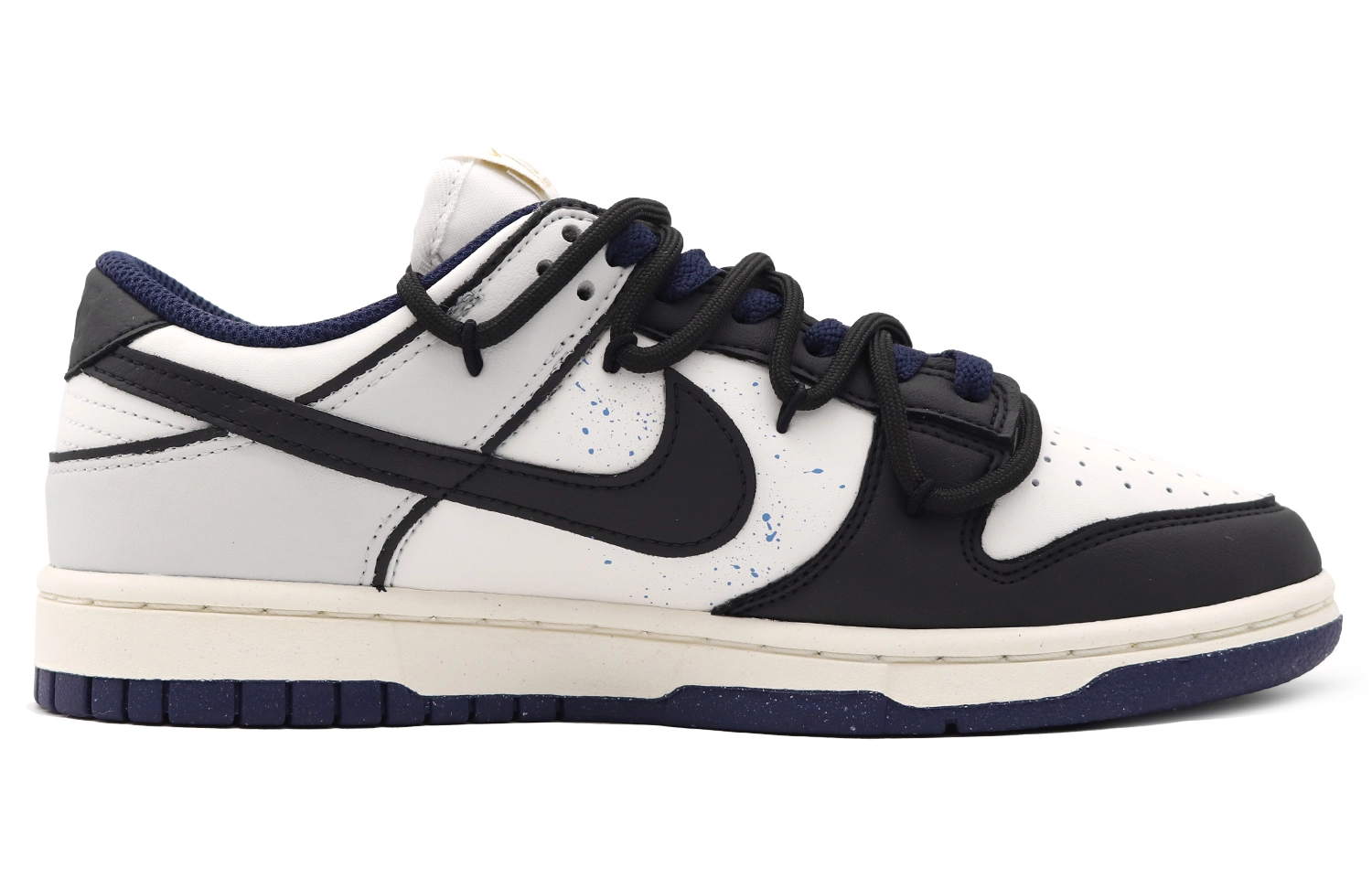 Nike Dunk Low vibe