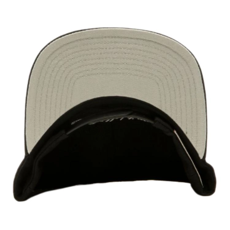 Mitchell Ness -