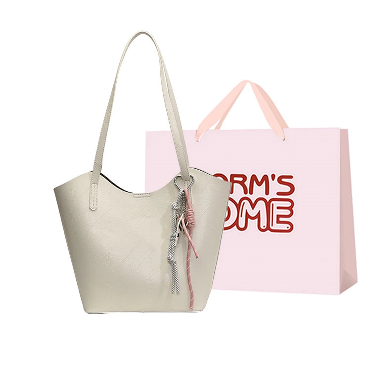 WORM'S HOME PU