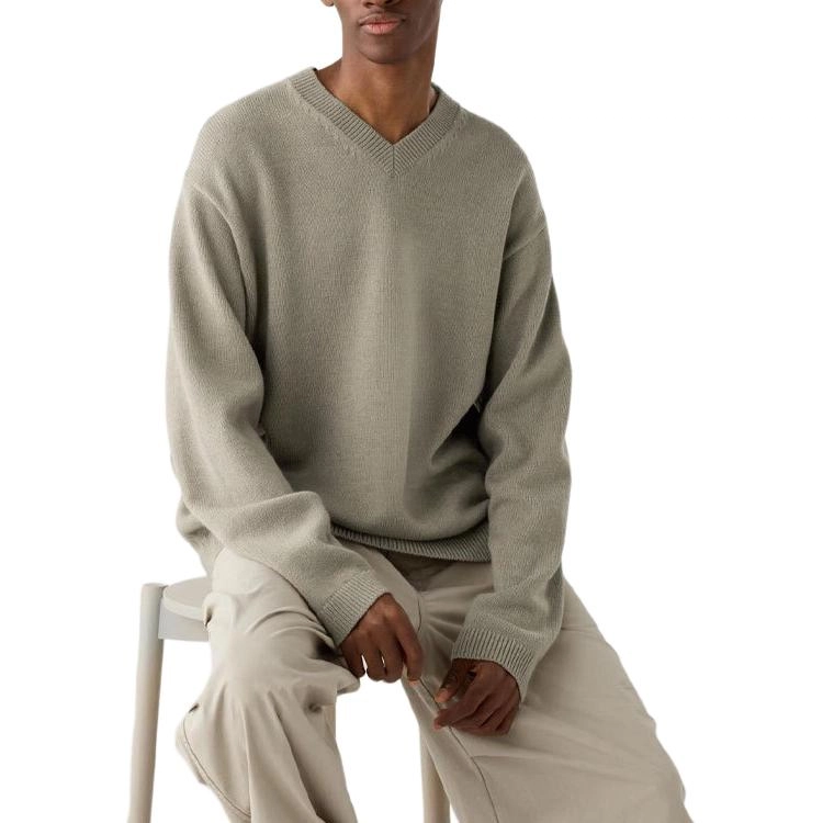 UNIQLO x Clare Waight Keller C FW24 V