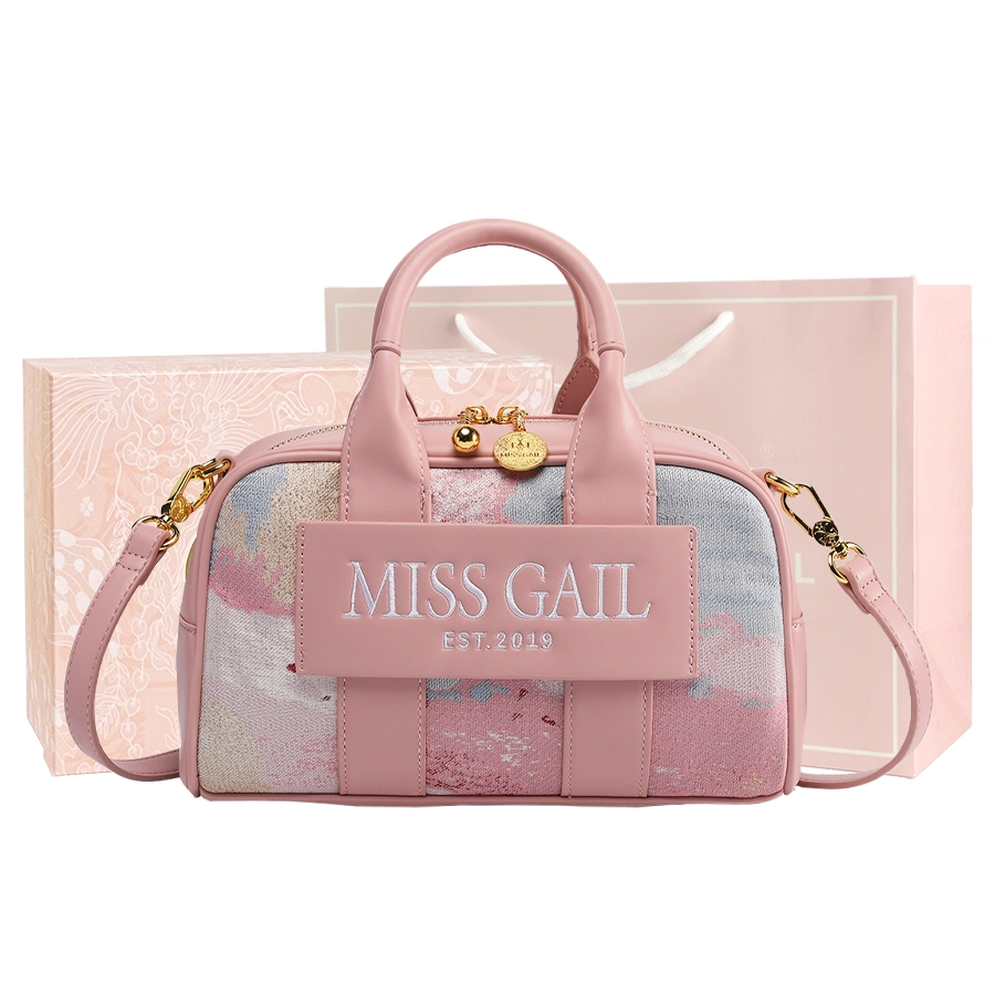 MISS GAIL