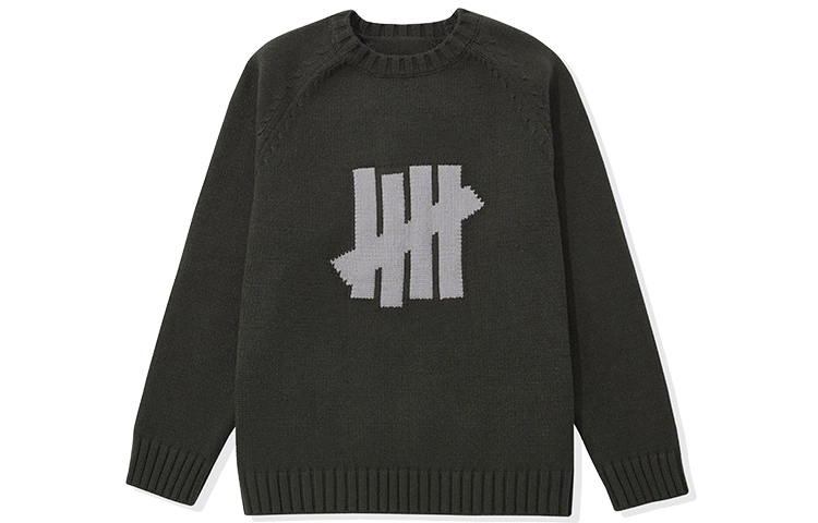 UNDEFEATED Logo