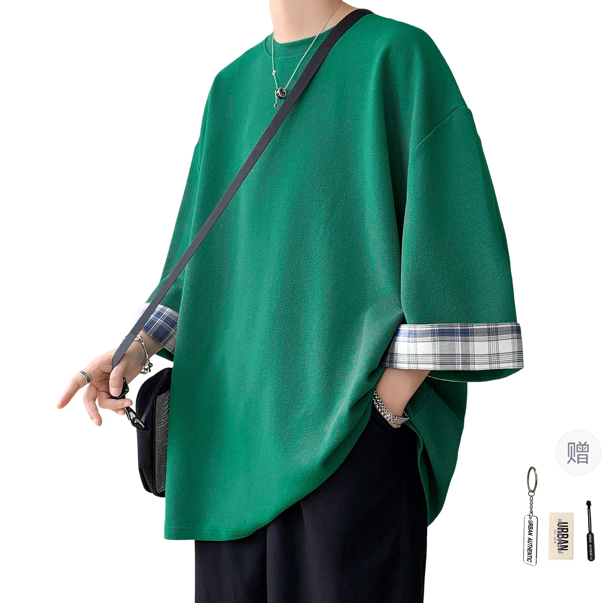 URBAN AUTHENTIC T