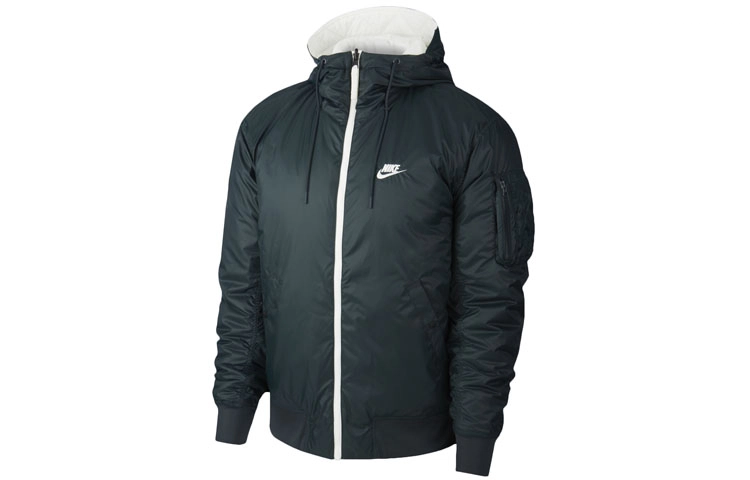 Nike Sportswear Windrunner Logo
