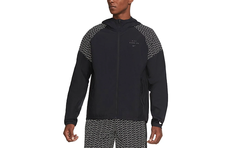 Nike Essential Run Division Flash logo