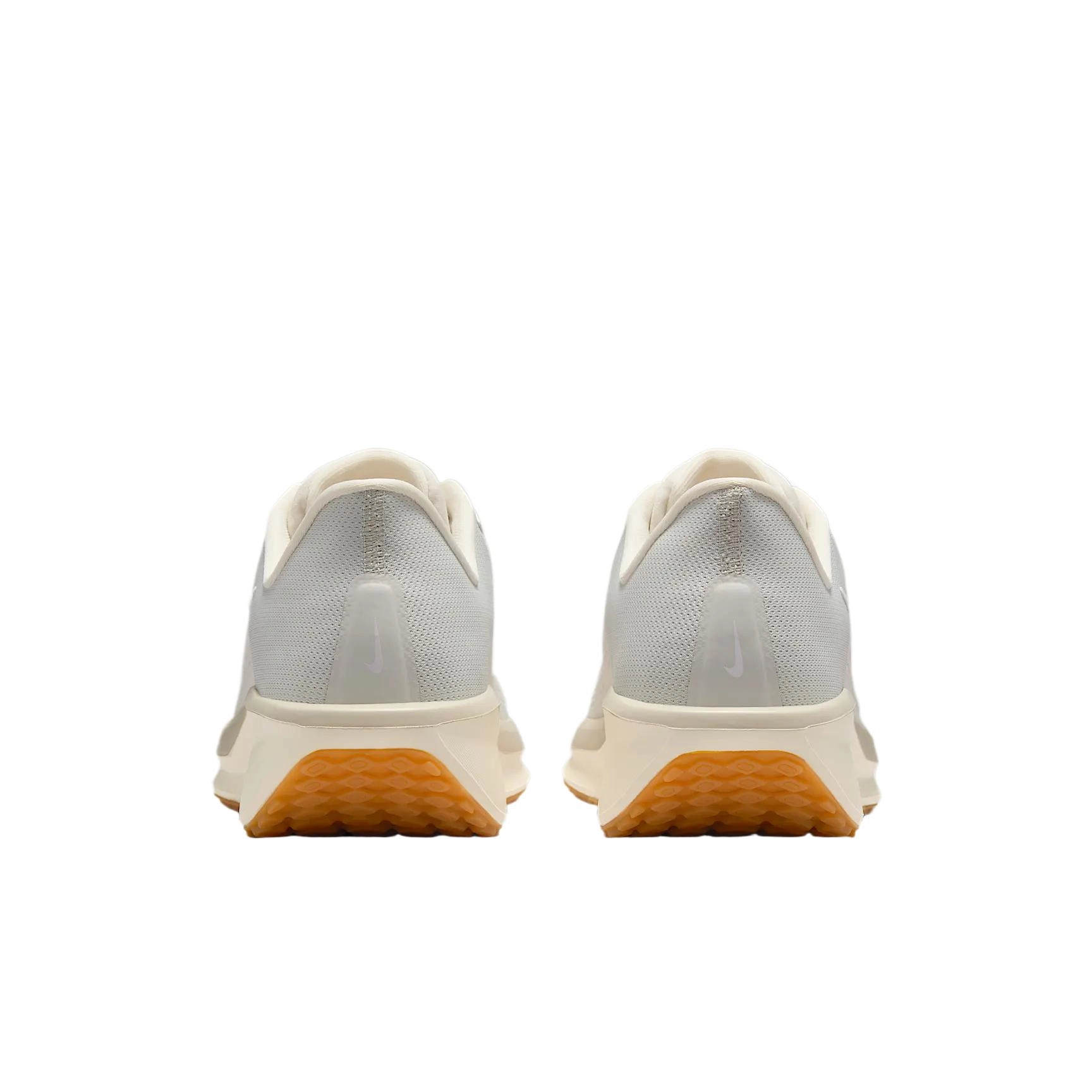 Nike Quest 6