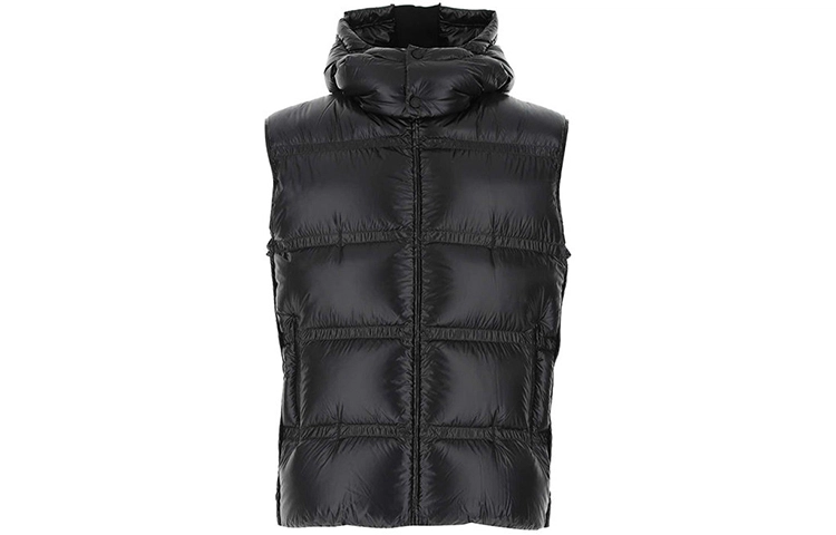 Moncler SS21