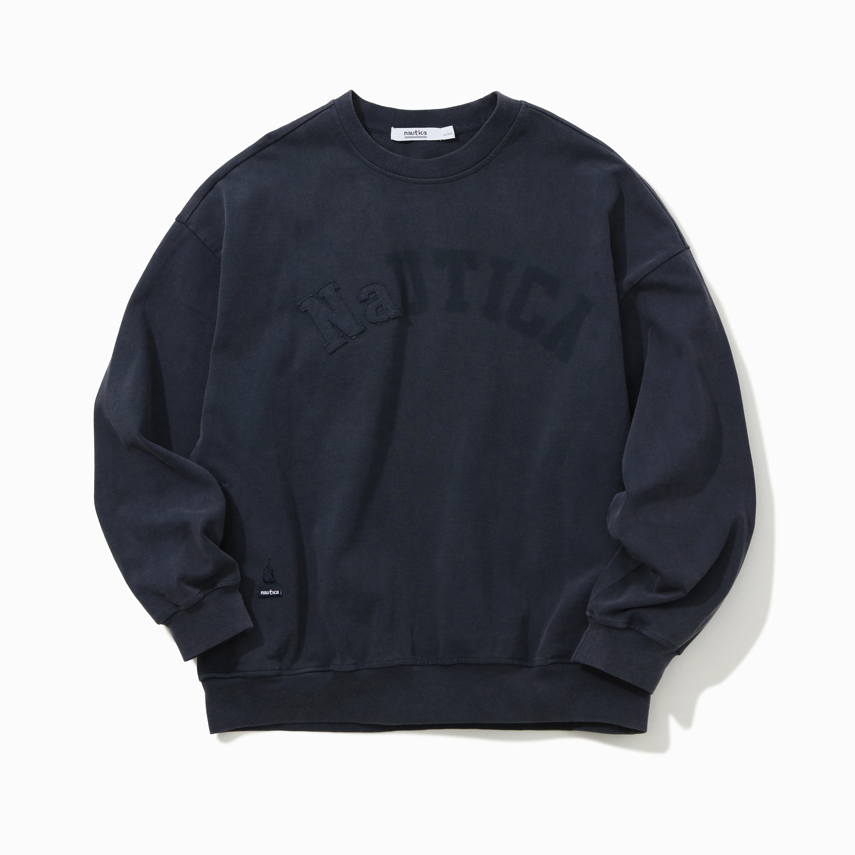 nautica white sail Logo