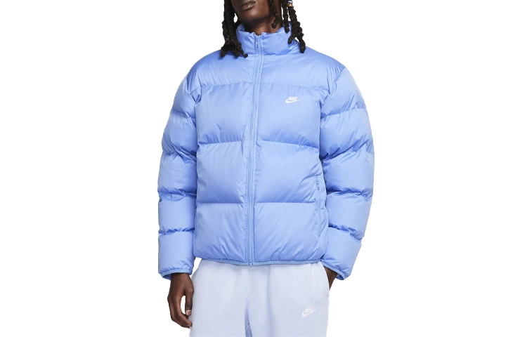 Nike Sportswear Club Logo