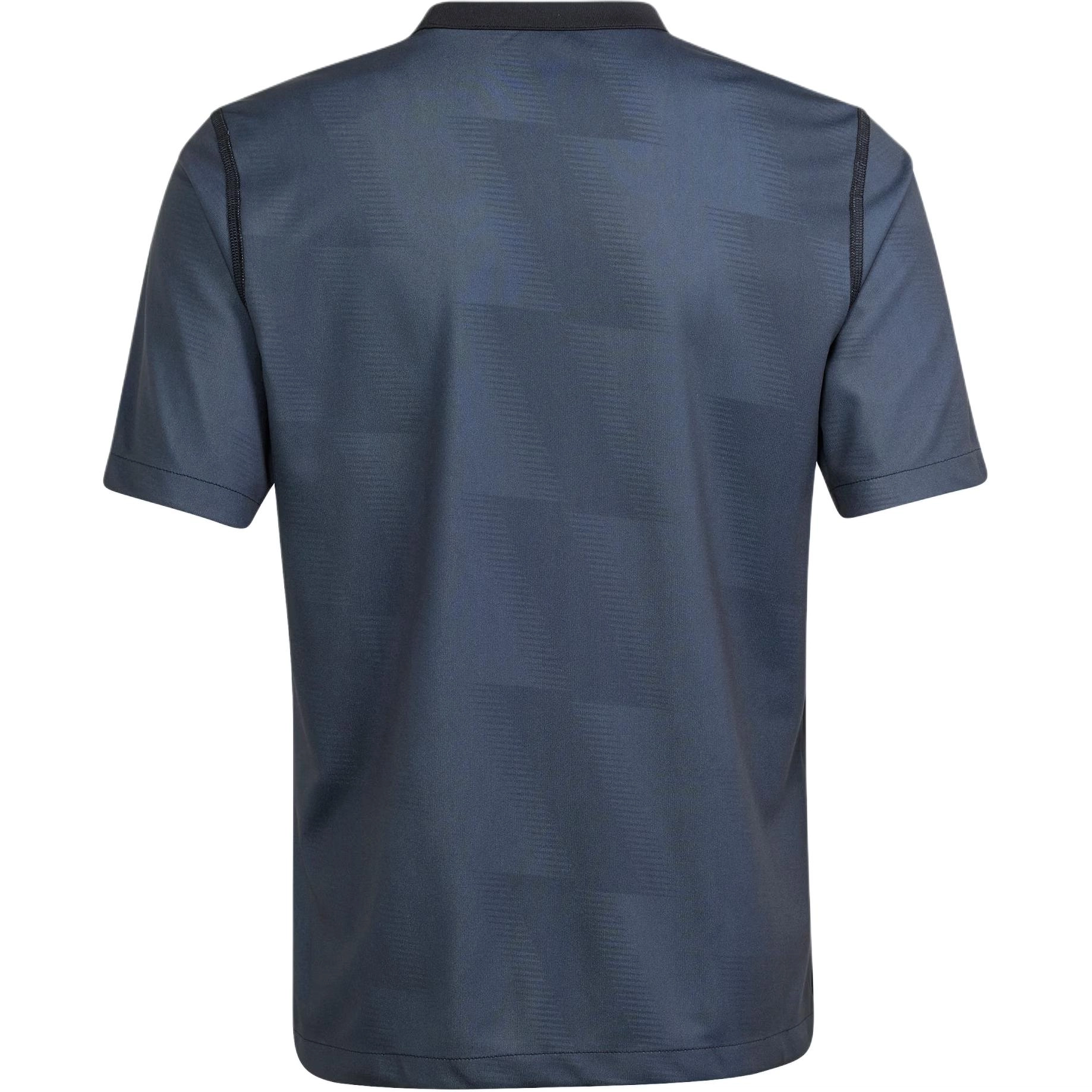 adidas T