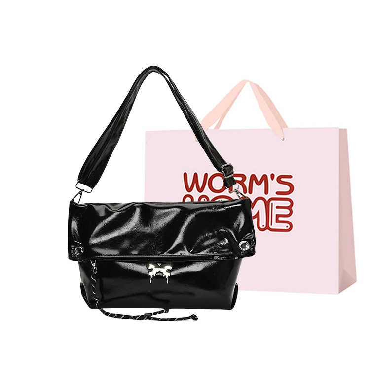 WORM'S HOME PU
