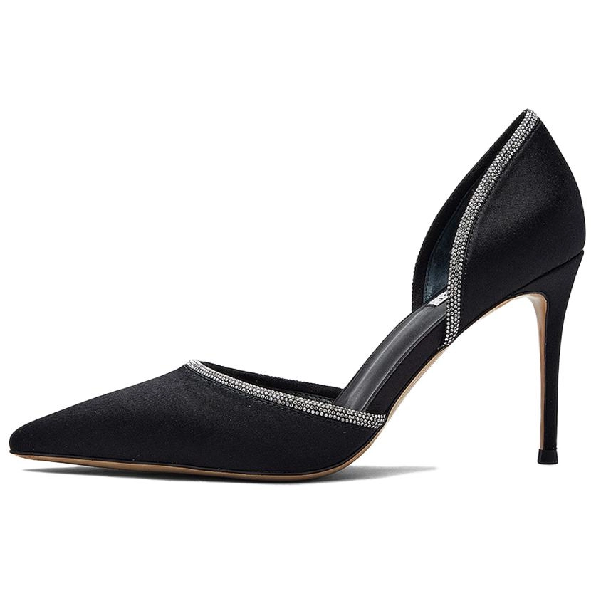 NINE WEST