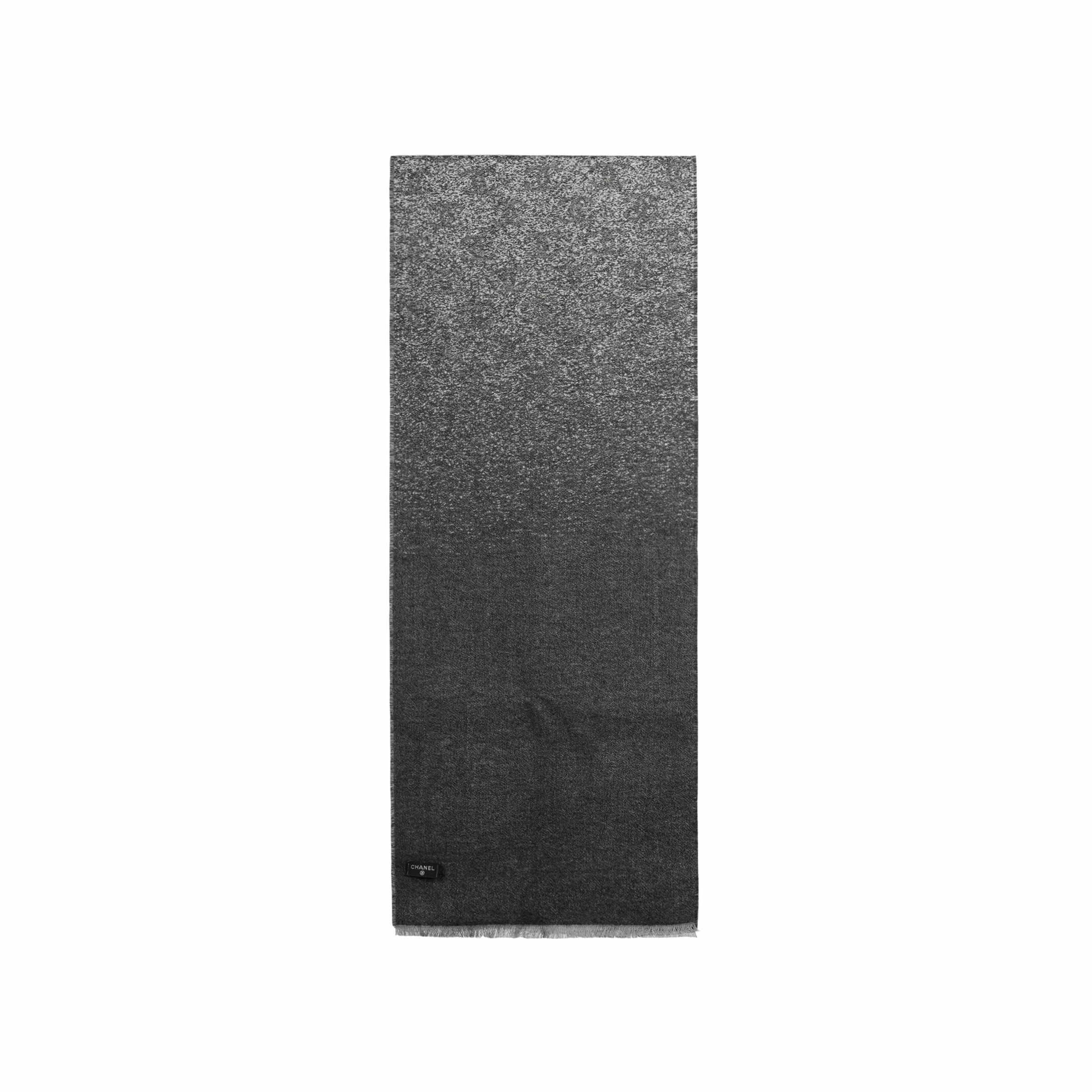 CHANEL 24B C -