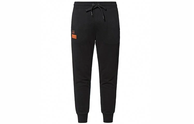 EVISU M