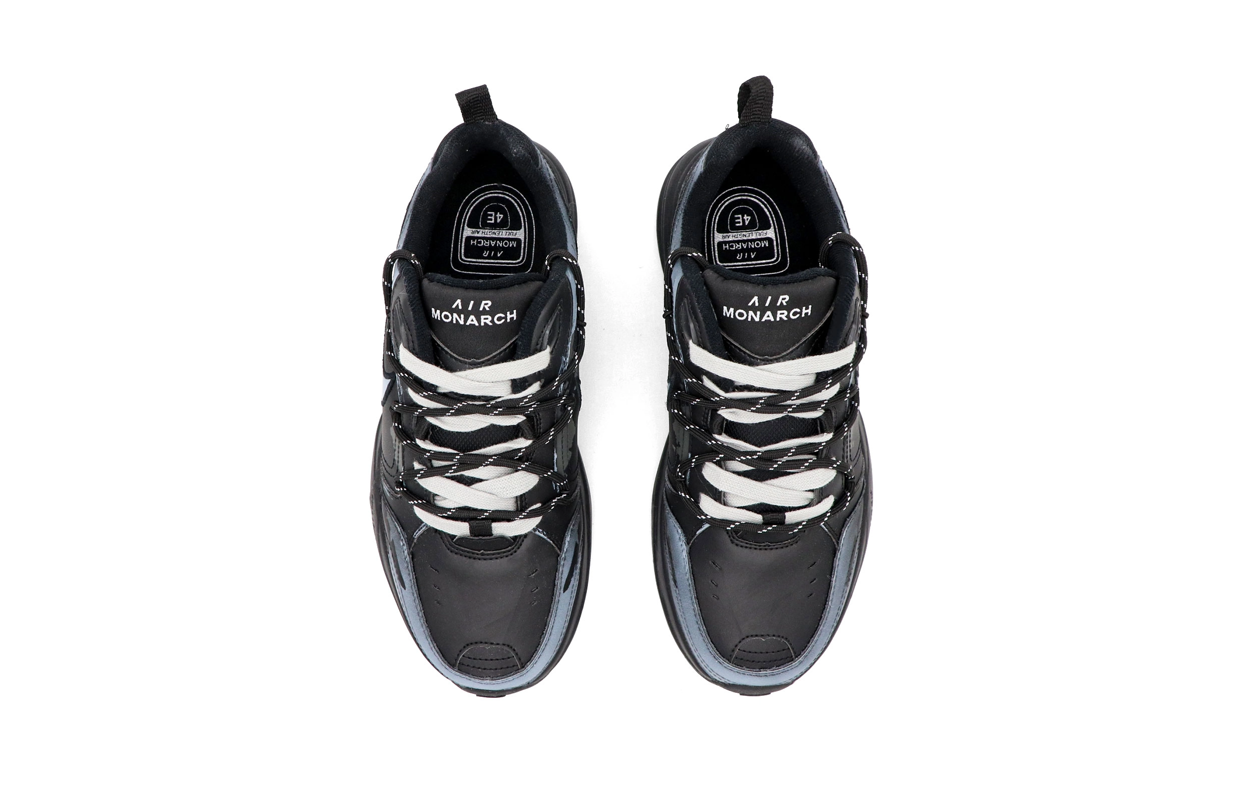 Nike Air Monarch 4