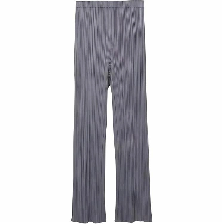 PLEATS PLEASE ISSEY MIYAKE