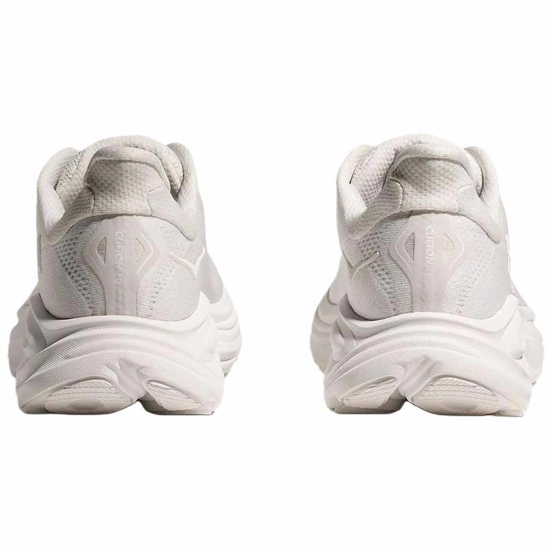 HOKA ONE ONE CLIFTON 10