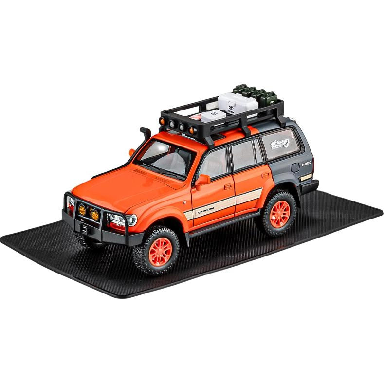 SUV124