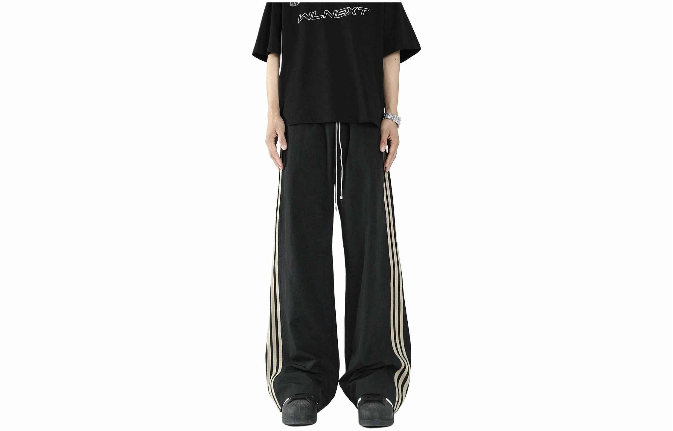 URBAN AUTHENTIC