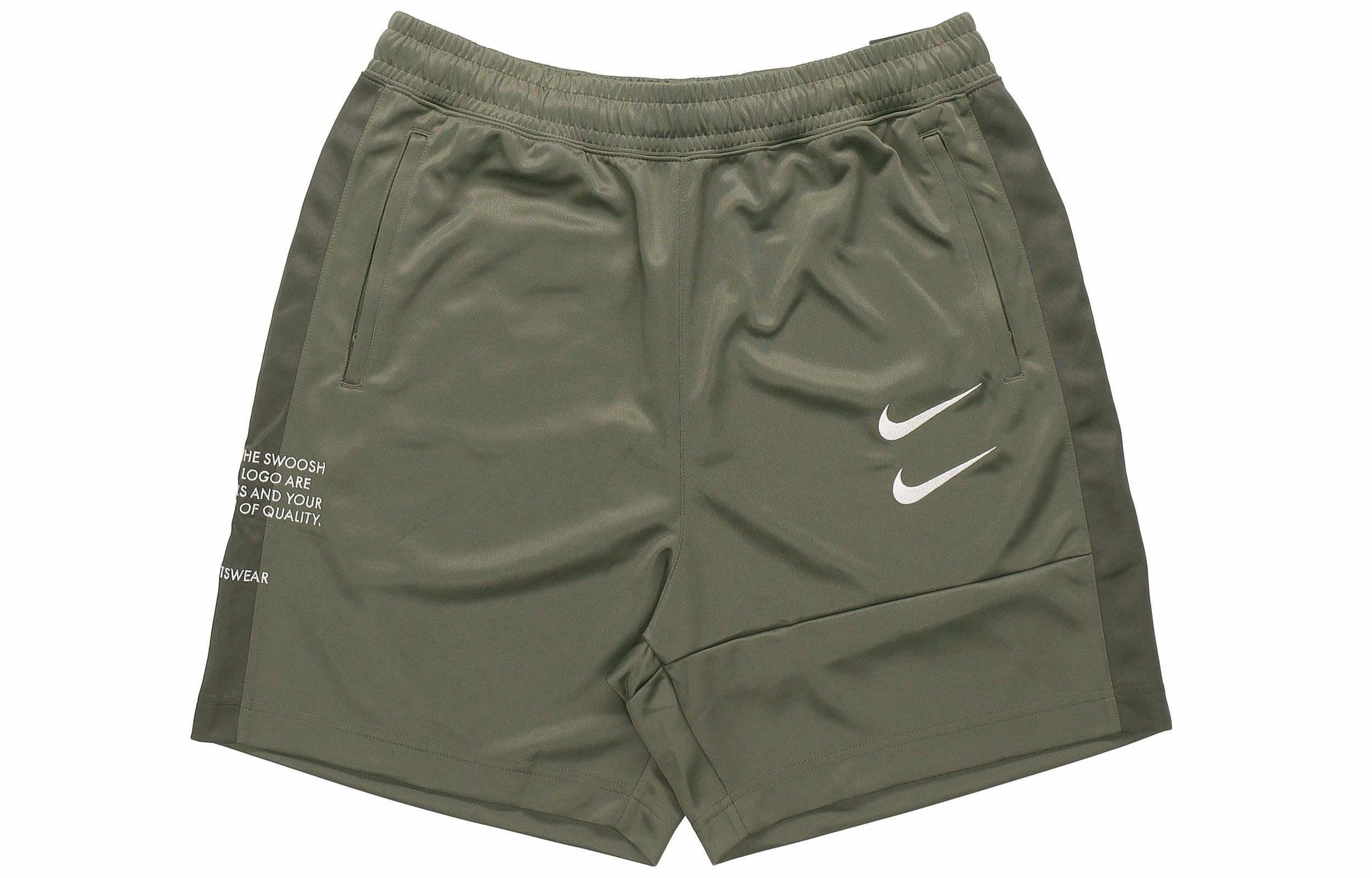 Nike Sportswear Swoosh
