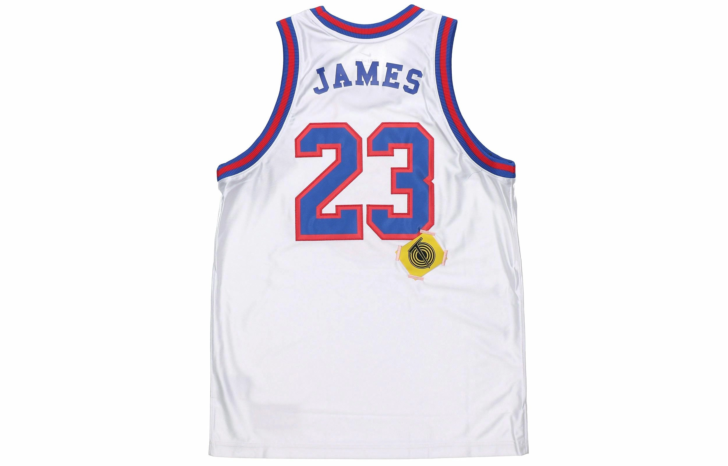 Nike NBA 2 Space Jam23