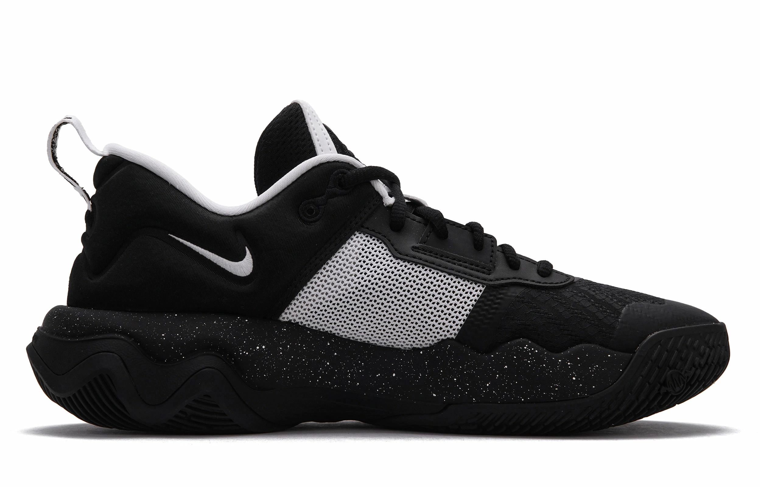 Nike Giannis Immortality 3