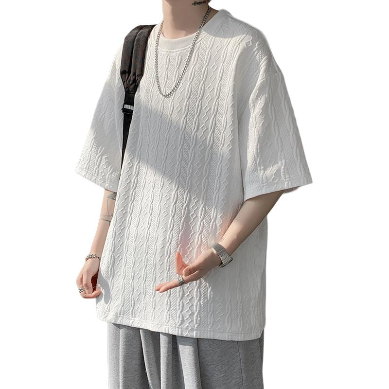 AWAO T