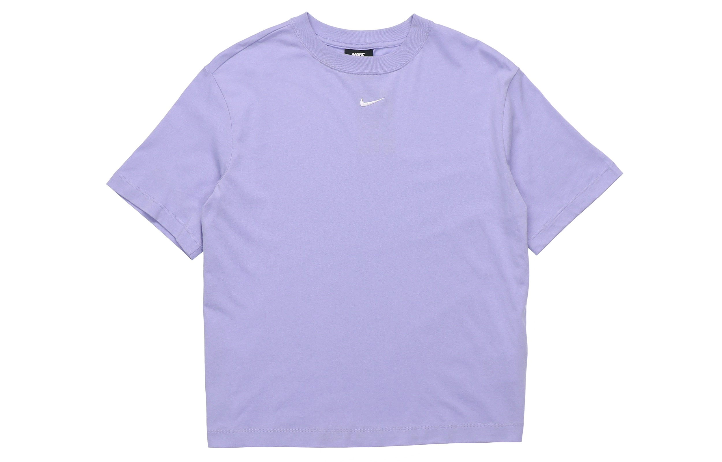 Nike Sportswear Essentials logoT