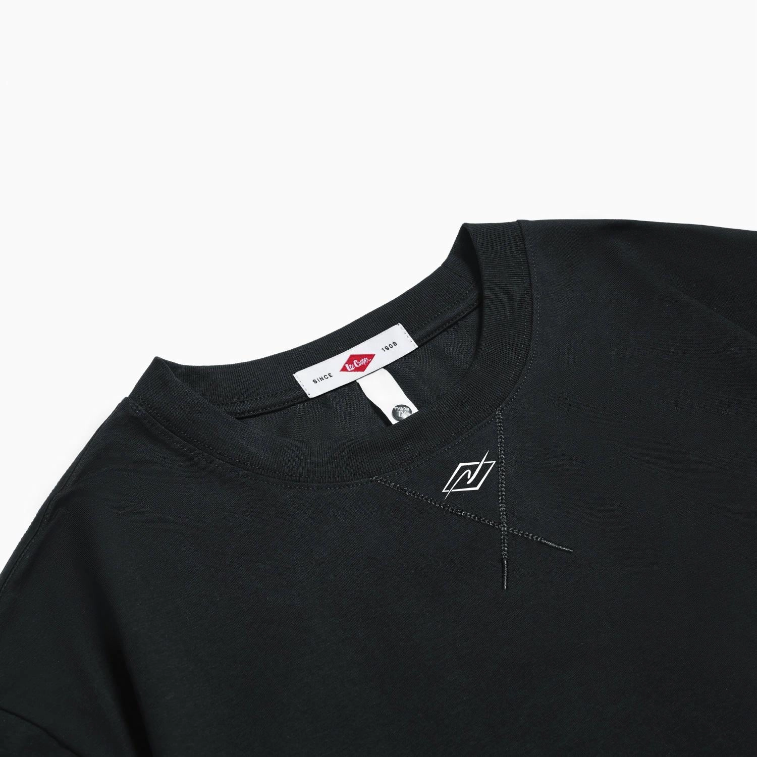 Lee Cooper T