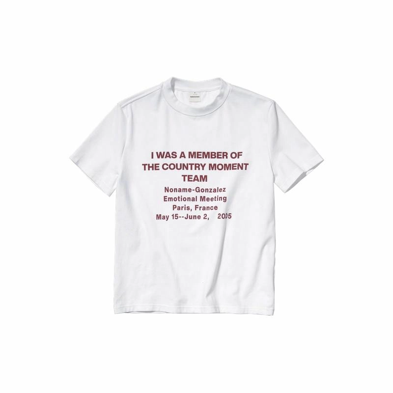 COUNTRY MOMENT T