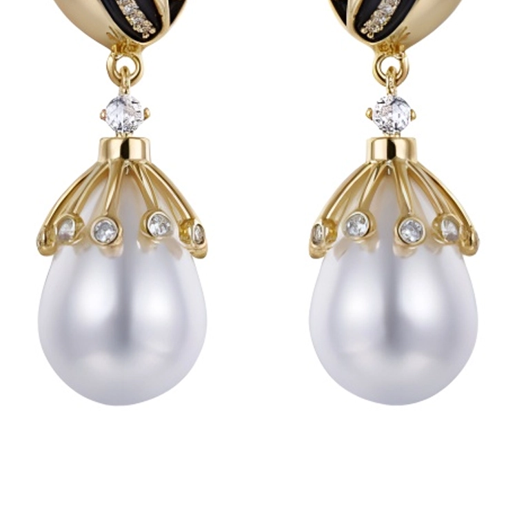 MIDNIGHT OPERA HOUSE 18K