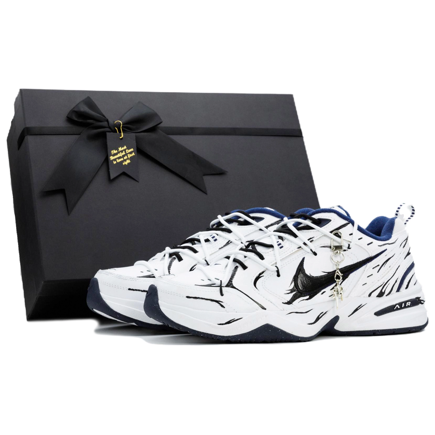 Nike Air Monarch 4