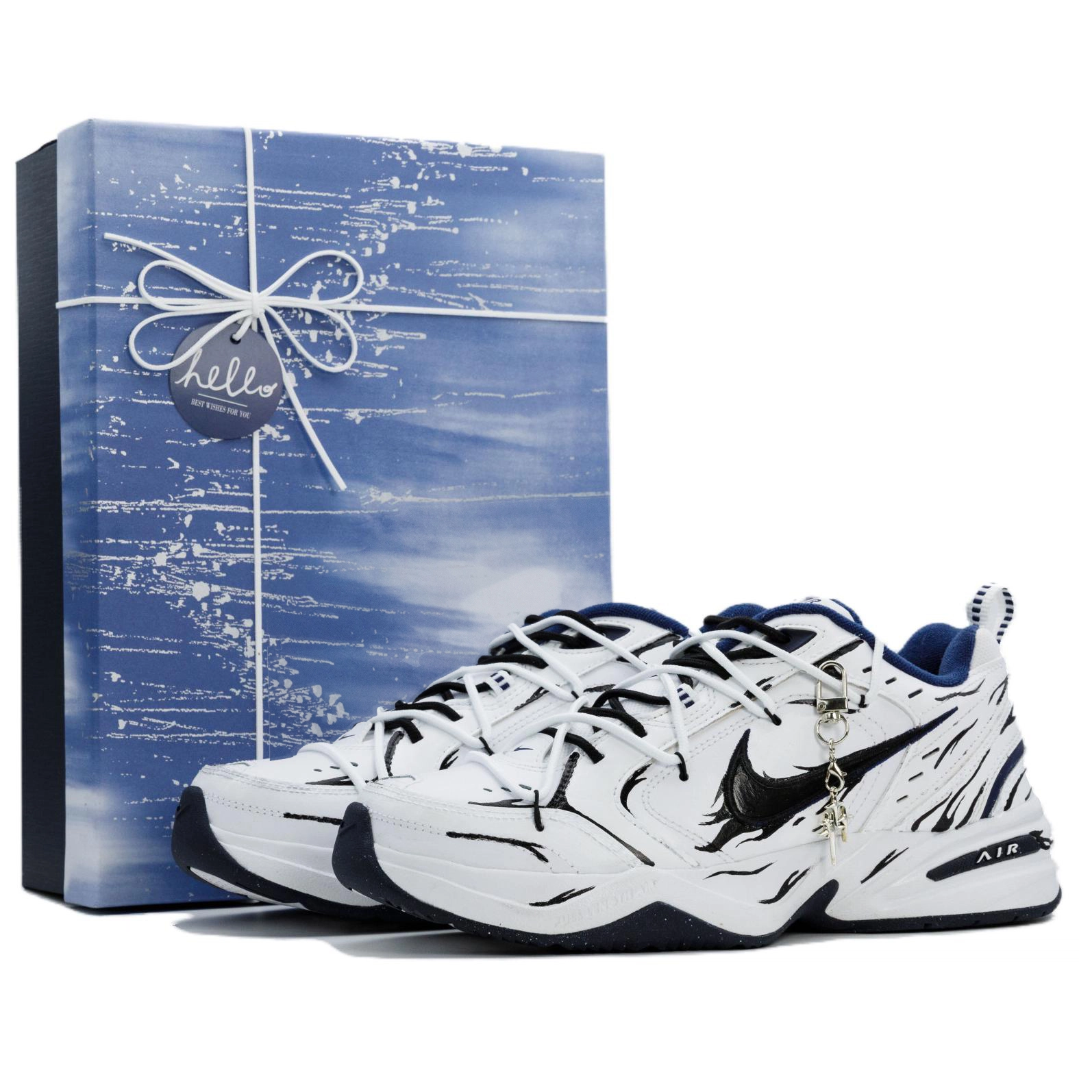 Nike Air Monarch 4
