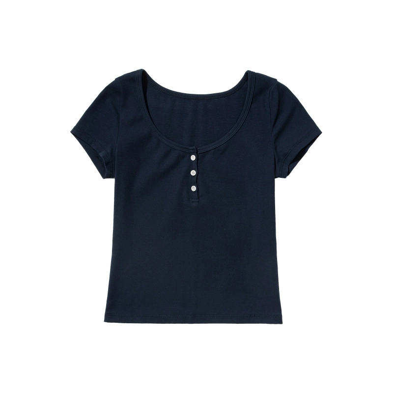 COUNTRY MOMENT T