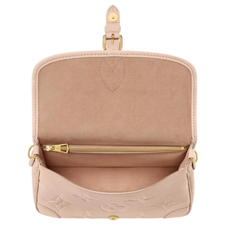 LOUIS VUITTON Diane