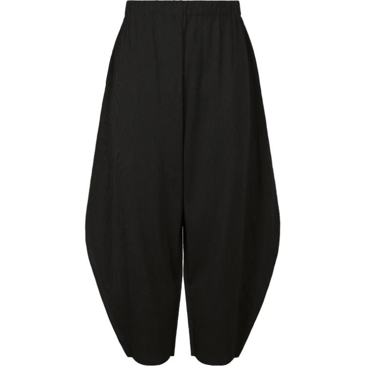 PLEATS PLEASE ISSEY MIYAKE