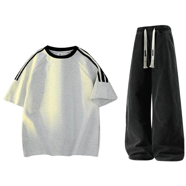 URBAN AUTHENTIC T