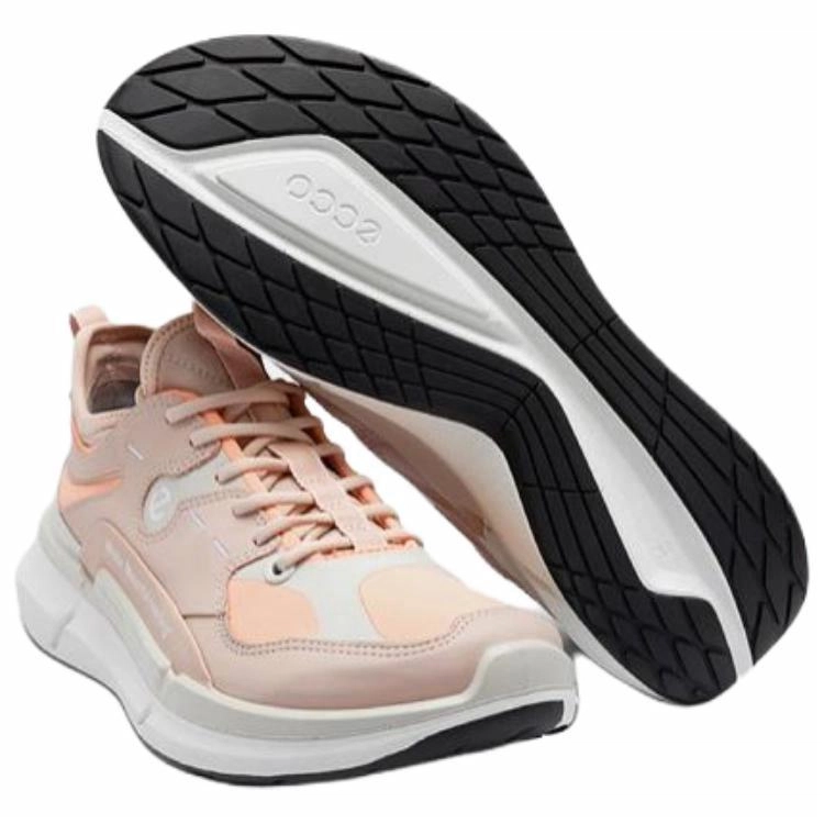 White Mountaineering x ecco Biom 2.2