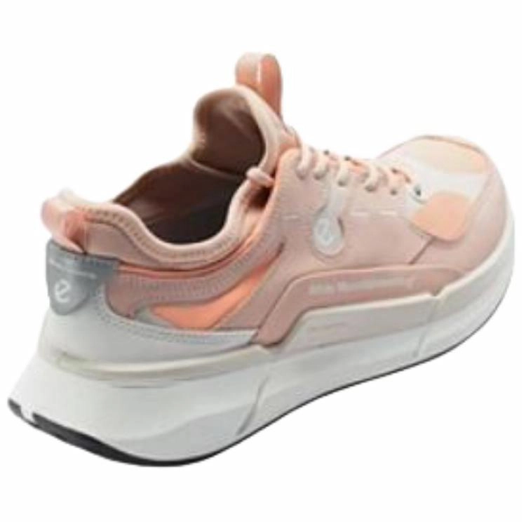 White Mountaineering x ecco Biom 2.2