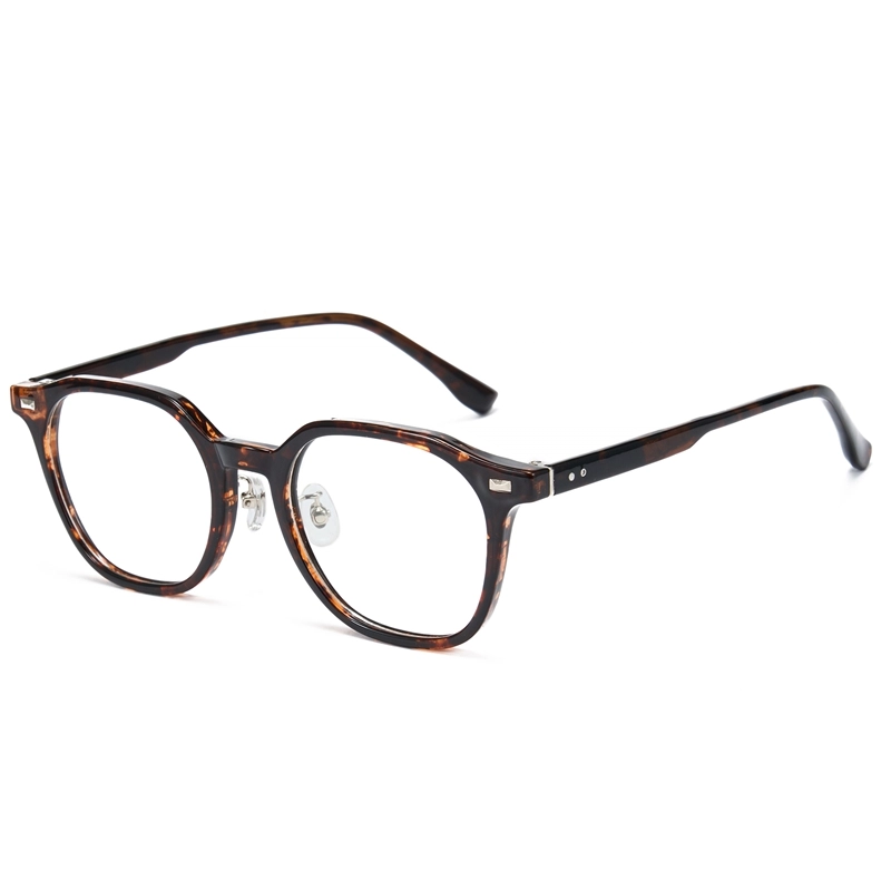 CYXUS TR90