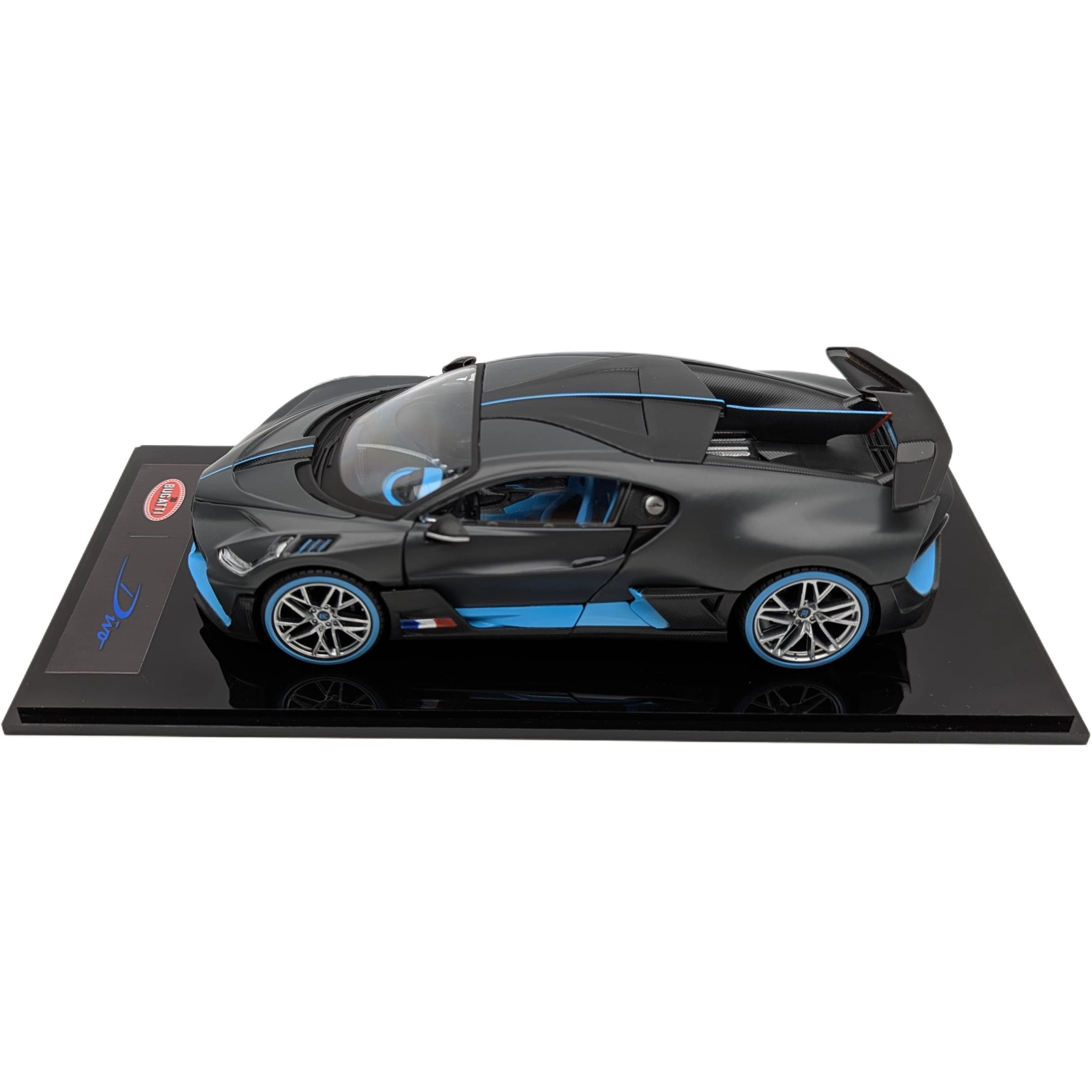 Maisto 124Bugatti