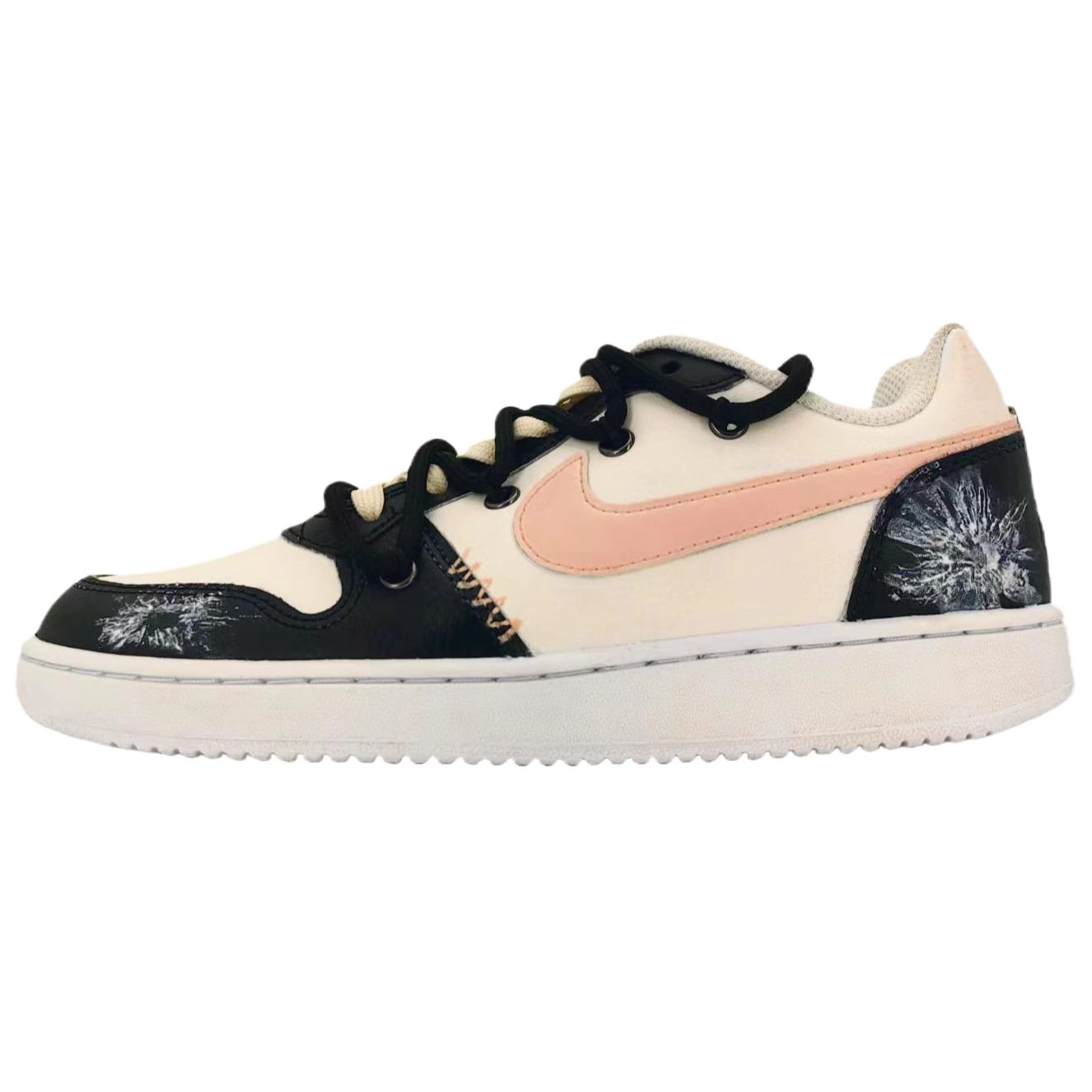 Nike EBERNON