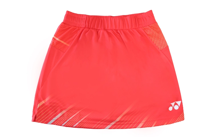 YONEX