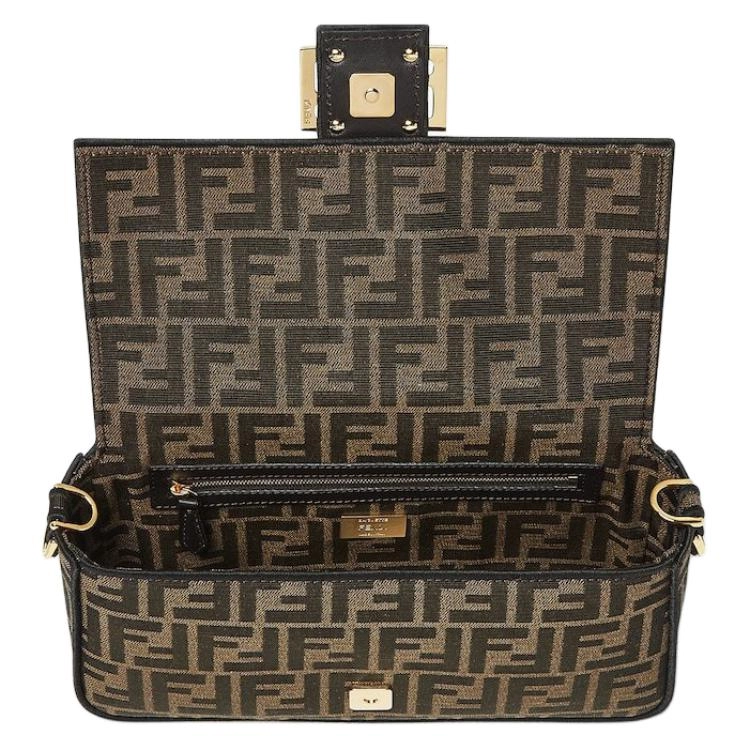 FENDI Baguette FF