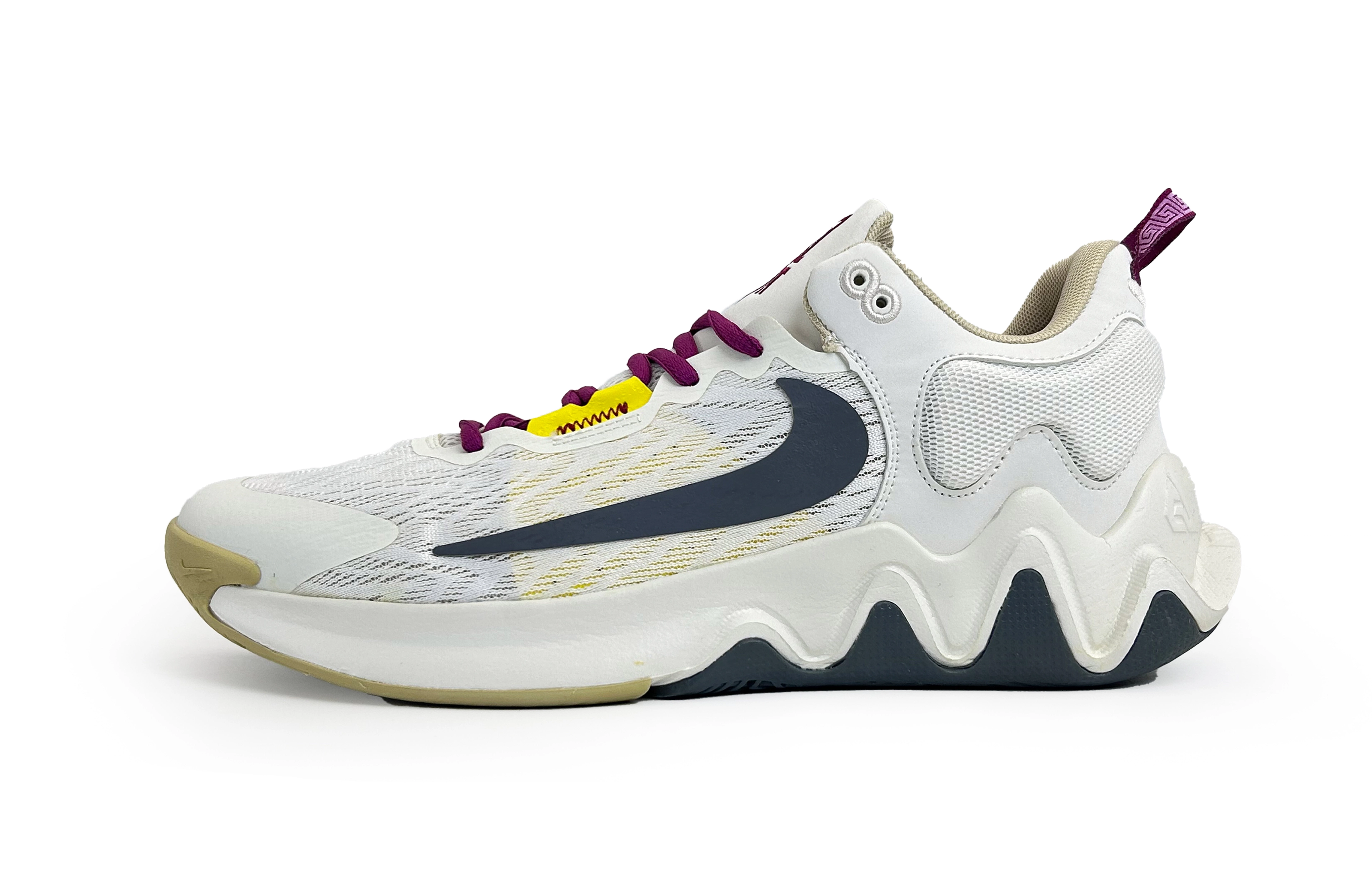 Nike Giannis Immortality 2