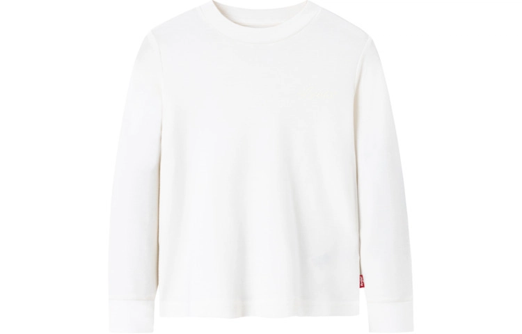 LEVIS T