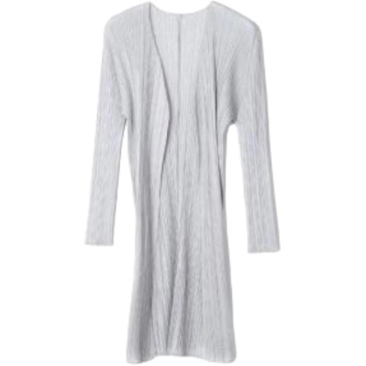 PLEATS PLEASE ISSEY MIYAKE