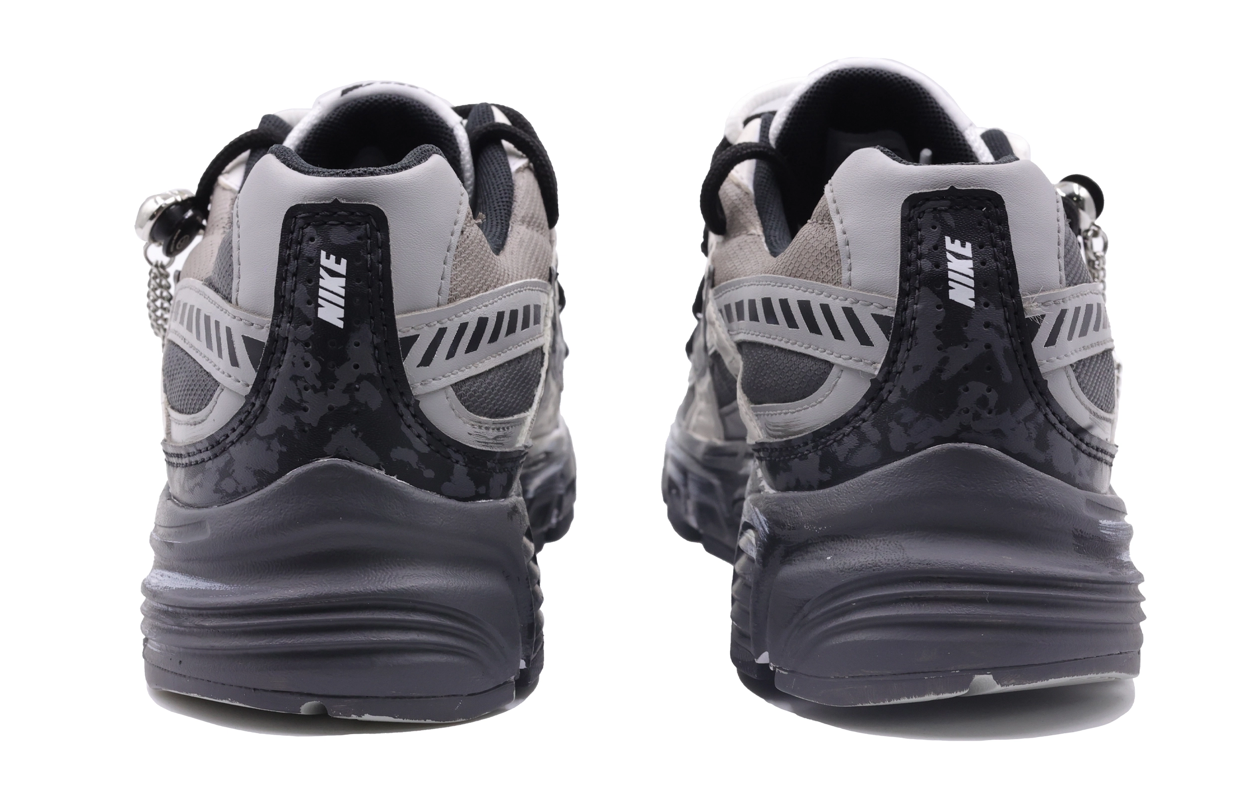 Nike Initiator