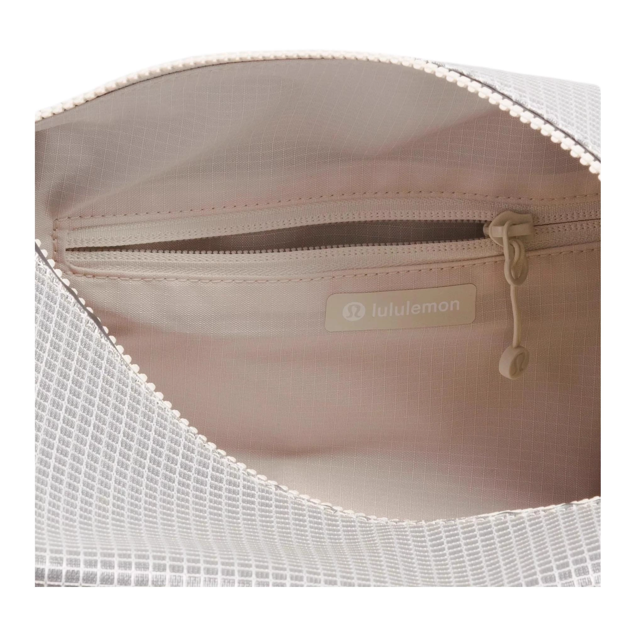 lululemon 9L Fast Track Paracord